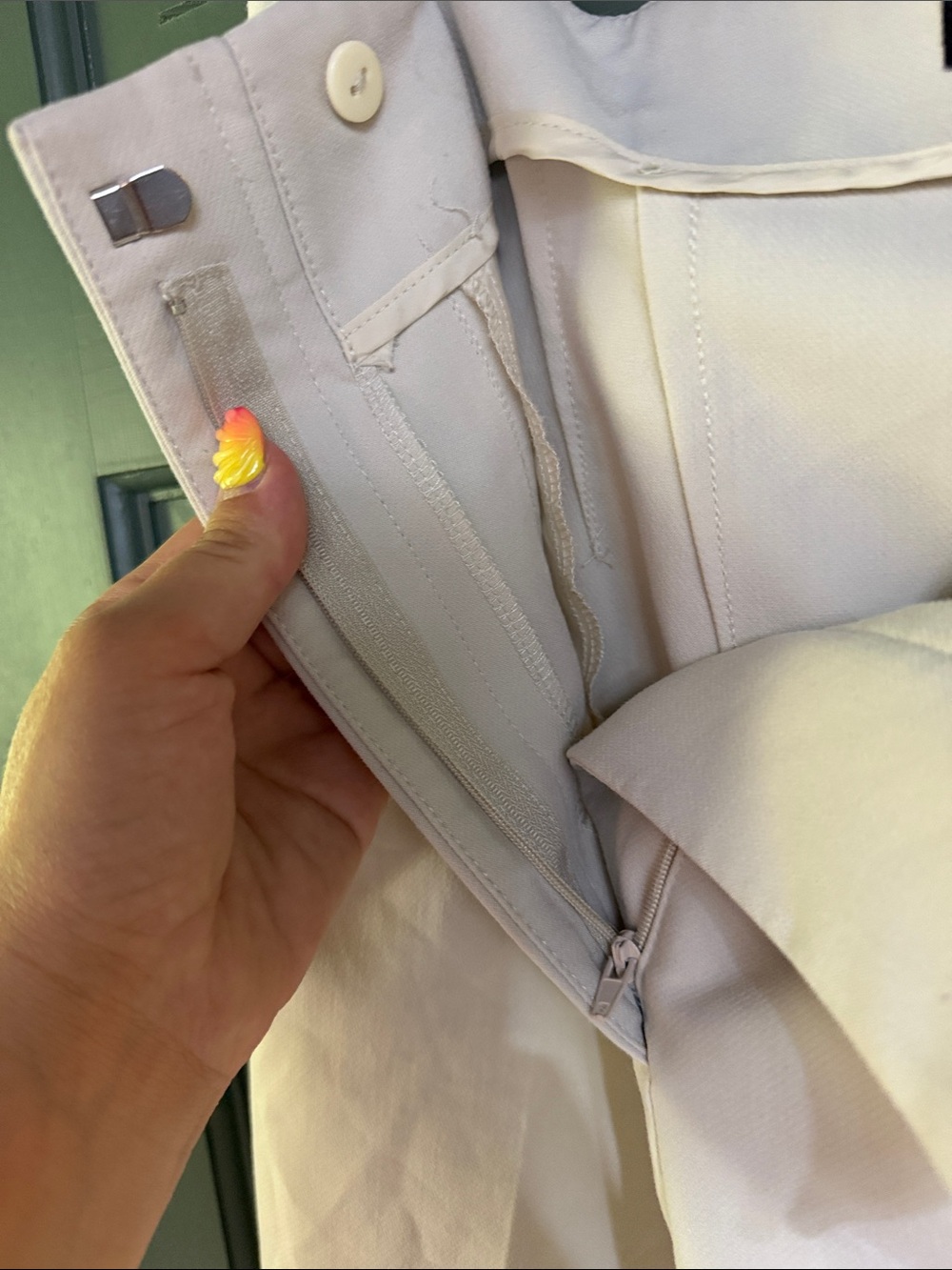 ZARA Light Cream Tailored High-Waist Trousers - Picture 4 of 4